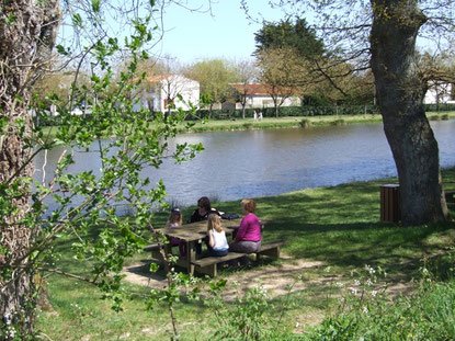 St-etienne-du-bois-bord-riviere